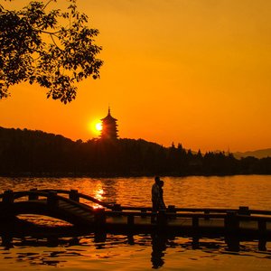 秋霞（翻自 邓伟标）