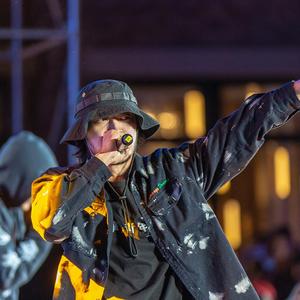 浪漫主义小红歌