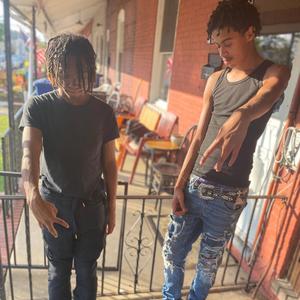 Mosses (Jayoo Benji & LilZobey)