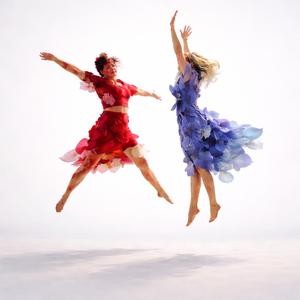 Bella & Ella Friheten På Campingen