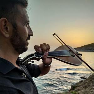 Γελα μου χαμογελα μου...