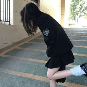 张艺琳（翻自 虚伪）