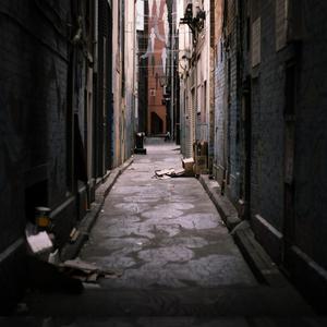 CALLEJON (feat. El Pinche Mara)