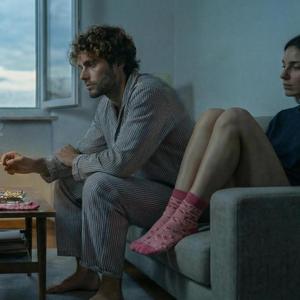 Kafamda Çalıyor Şarkı