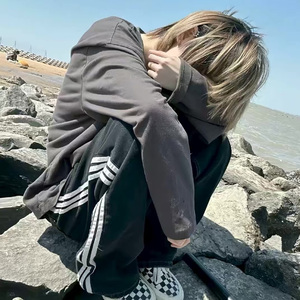 休恋逝水