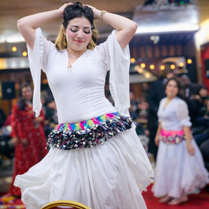 ahouzar 3lach almima ya 7ena