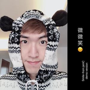 微微笑fall in “laugh”