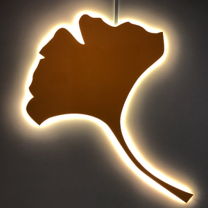 《十点半的地铁》赵鑫