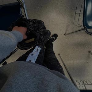 GO THRU DA TOWN (feat. Jaylowfrmgc)