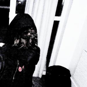 WORLDWIDE (feat. grayle)