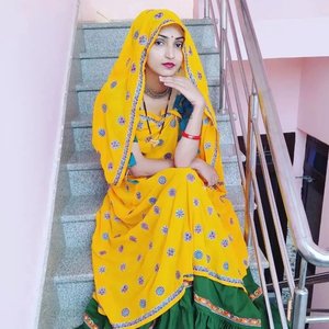 नखरा पल पल में बदल छ पीली लूगड़ी थारा