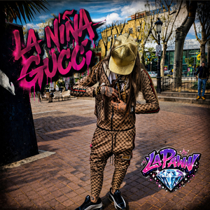 la niña gucci