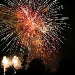 你别连笑都那么勉强