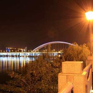 滨江夜灯(钢琴版)