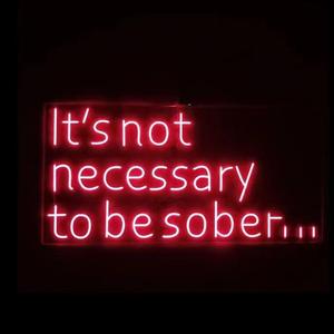 把世界打碎我们就能重逢