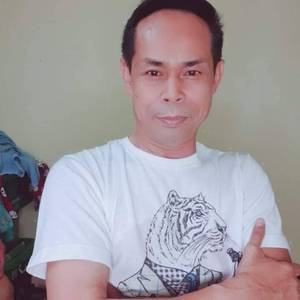 รีบเป็นแฟนอา