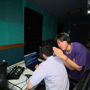 เธอไม่ชอบเด็ก ก.ท. เธอชอบแต่เด็กอัสสัมชัญ