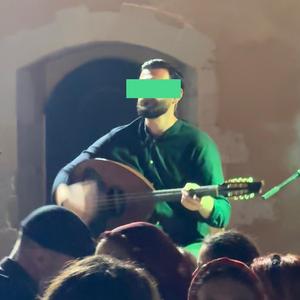 Πιάσε Με Απ’ Το Χέρι