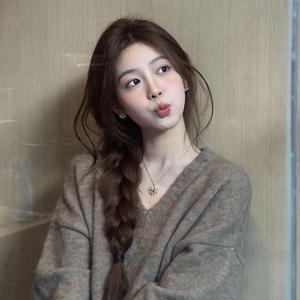 捱生三两千 (粤语)