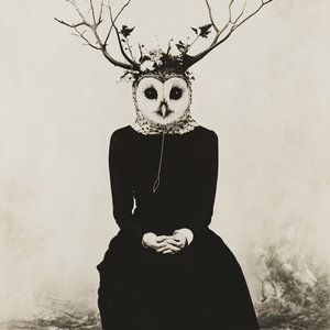 Broken Skyline (feat. 2hollis)