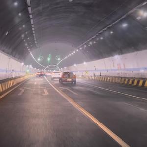 车在高速路行驶的声音