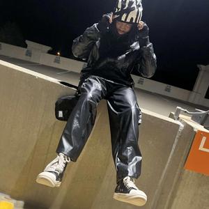 She like (feat. Nation Williams)