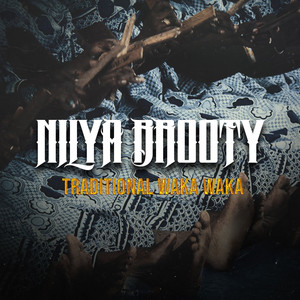 Traditional Waka Waka