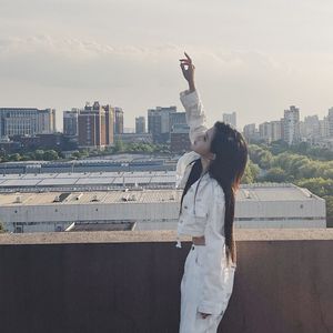 孤独与诗-段艺璇