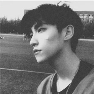 给我一瓶酒再给我一支烟(热搜版)