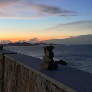 岸边客(降调版0.8x)