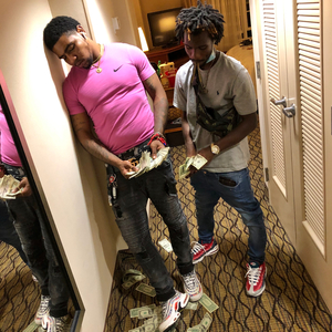 wassup ! (feat. Flyguypooh)