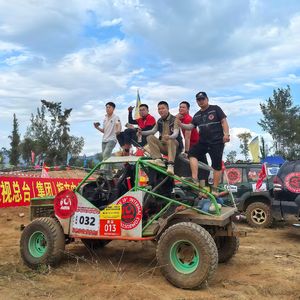 海南内燃机越野狂飙