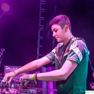 Ennio Morricone/Peter Dijkstra-Expectation_Nochnoe（djahsa007 Remix）