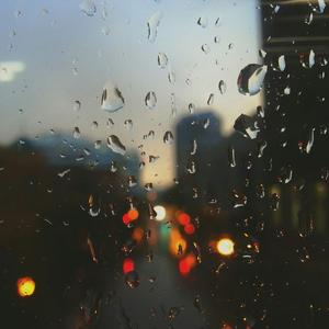下雨天停电