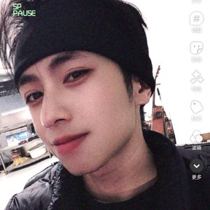 超市旁边那家店