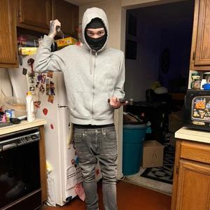 hell raiser (feat. snakechildpain)