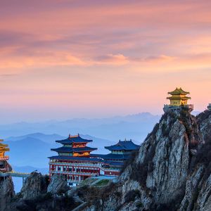 远方谁在歌唱-整曲