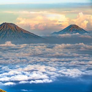 Tambora (feat. Maurice Ravel)