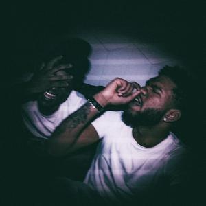 HENNE (feat. Keeqaid)