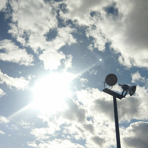 夜空を見上げて、君に会いに行く