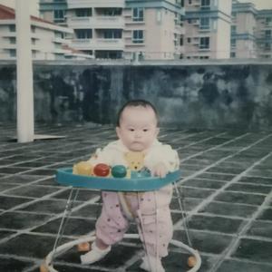 在我的眼间距里游泳