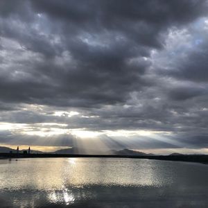 我们今夜不回家 伴奏