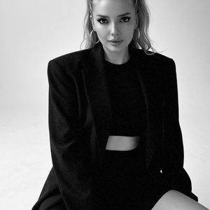 Duymuyor Görmüyorsun Beni