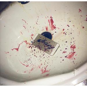 ISLY (feat. b1ue honey)