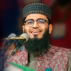 যুবক তুমি নারী আসক্ত