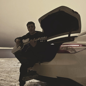 Не твой герой