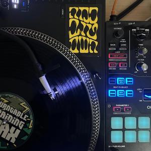 צלילים מקוטעים (feat. TALAMAK)