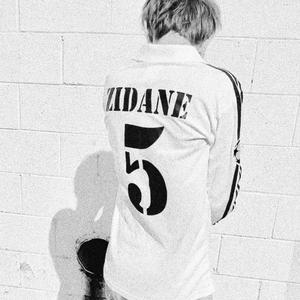 touch base (feat. Tefflon)