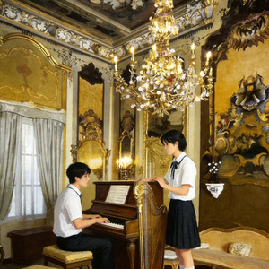 周先生与田小姐