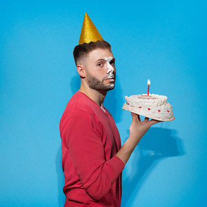 Apenas uma Tragédia Ambulante de Amor